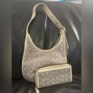 Coach shoulder bag
